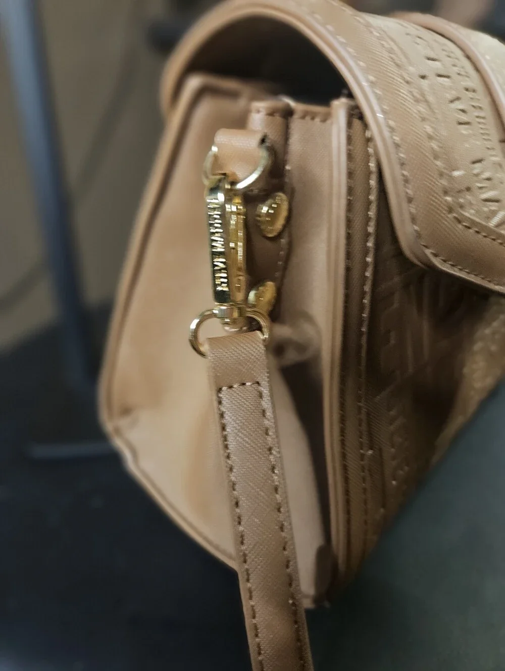 Steve Madden Baubrielle Top Handle Crossbody Bag- In Nutshell